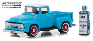 1954 FORD F-100 CON SURTIDOR DE GASOLINA VINTAGE