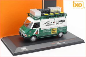 FIAT 242 (ALITALIA RALLY SERVICE)(1/43)