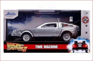 1/32 DELOREAN (BACK TO THE FUTURE II)
