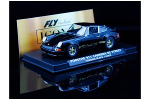 PORSCHE 911 CARRERA RS STREET