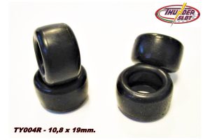 SLICK RACING REAR TIRES 19 x 10,8mm.