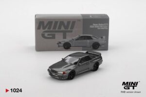 NISSAN SKYLINE GT-R (NISMO BNR32 CRS VERSION)
