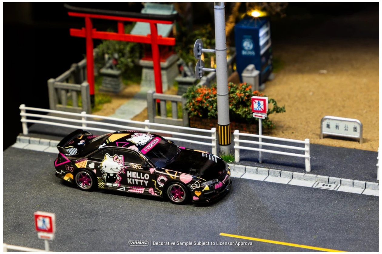 VERTEX NISSAN SILVIA (S14) - HELLO KITTY BLACK CHROME - Imagen 4