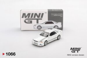 NISSAN SKYLINE GT-R (R32) VEILSIDE COMBAT C-I WHITE
